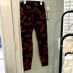 Gorgeous lululemom leggings